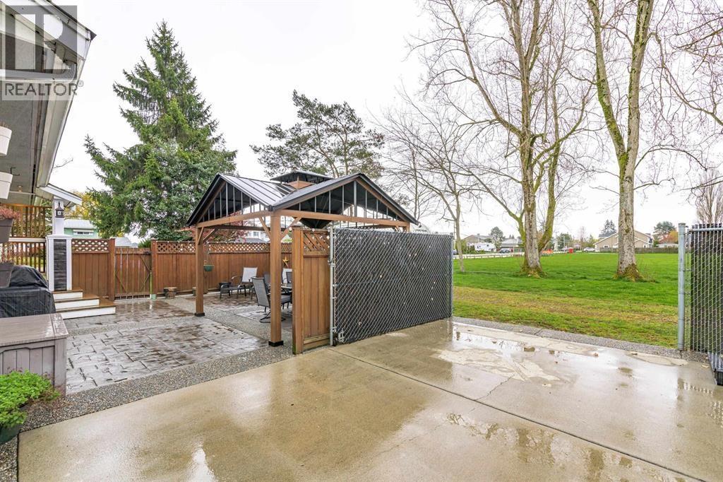 4729 60b Street Property Photo 33