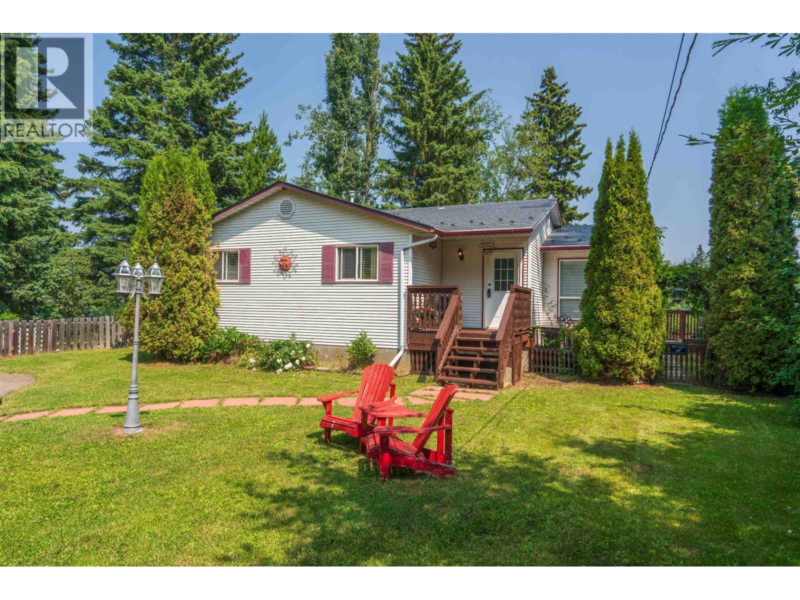 11330 LAKESIDE DRIVE