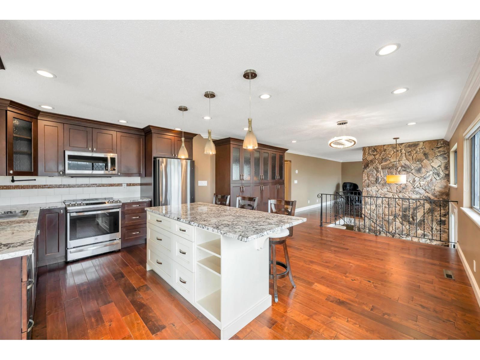 1175 Stevens Street Property Photo 10