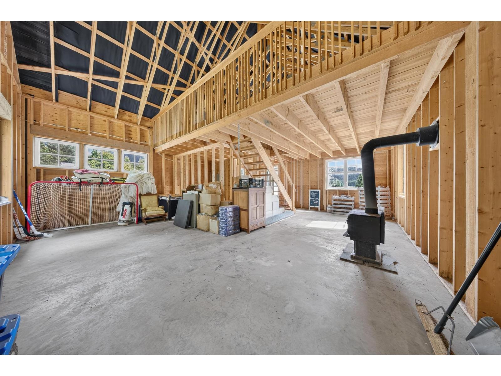 231 Columbia Valley Road Property Photo 36