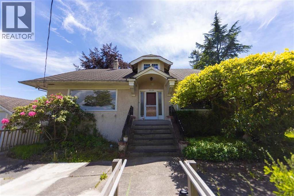4674 W 4th Avenue Property Photo 4