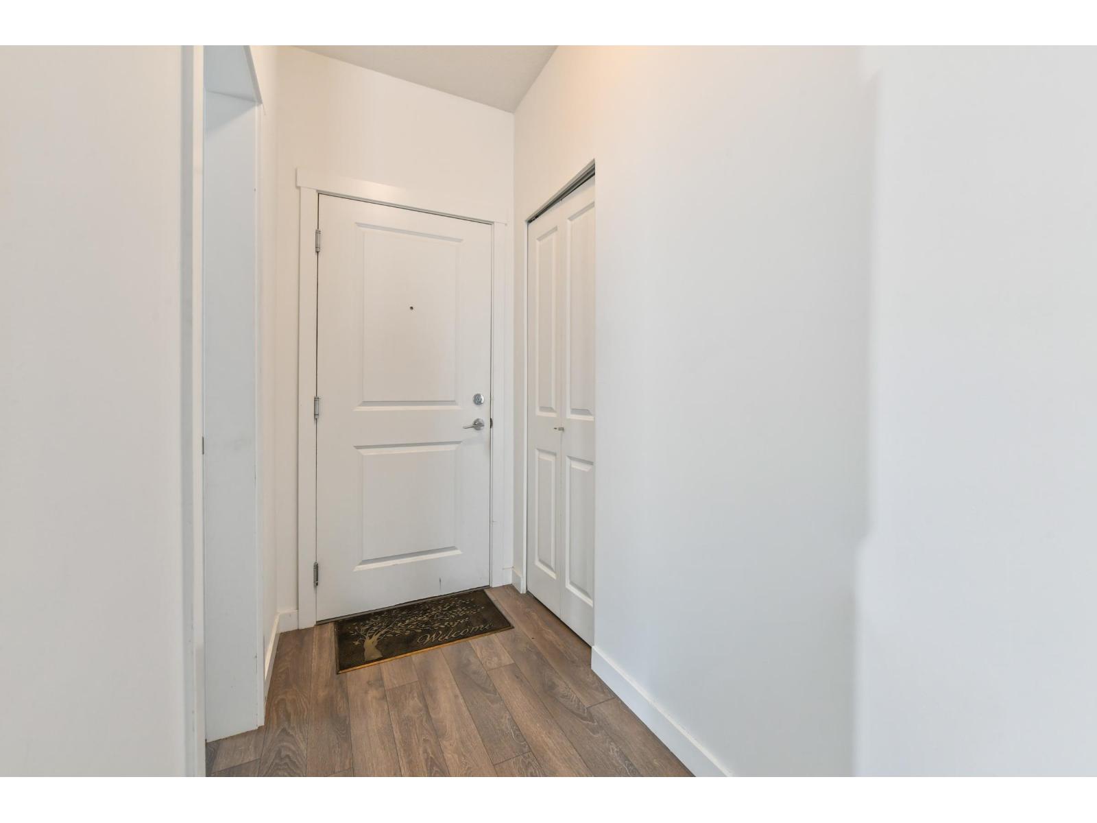 306 15848 Fraser Highway Property Photo 2