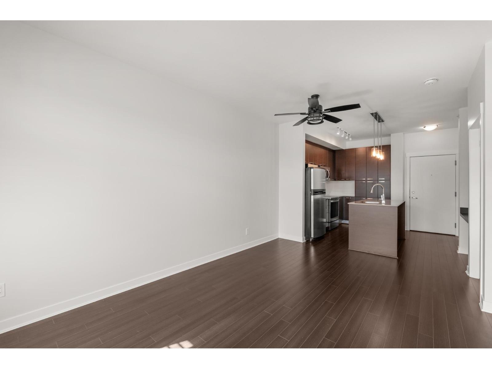 306 18818 68 Avenue Property Photo 2