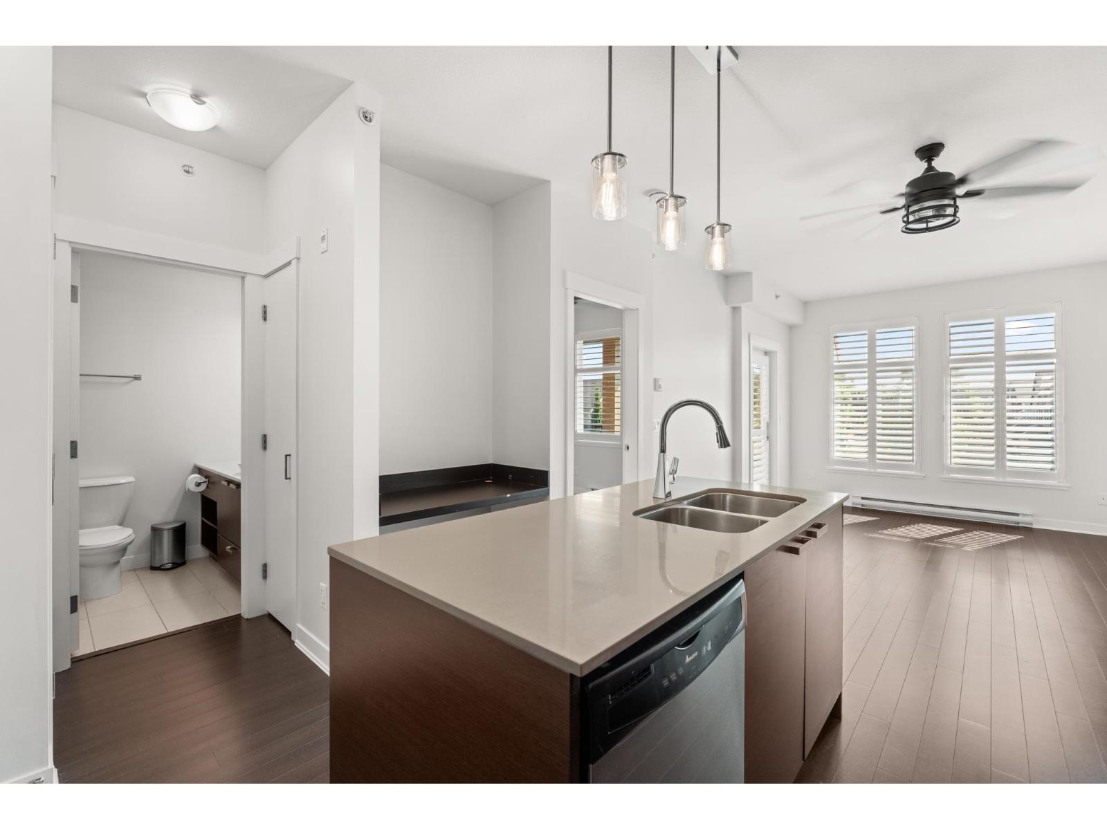 306 18818 68 Avenue Property Photo 15