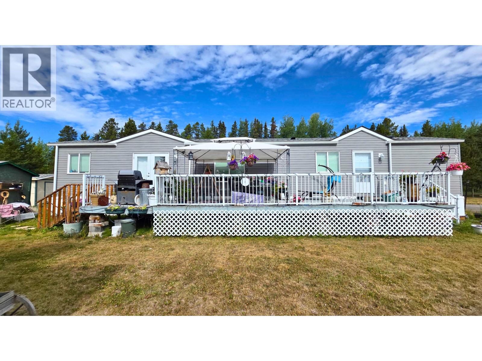 12 3960 Drive In Road Property Photo 3