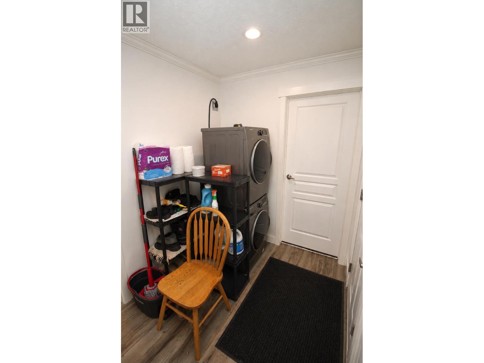 12 3960 Drive In Road Property Photo 14