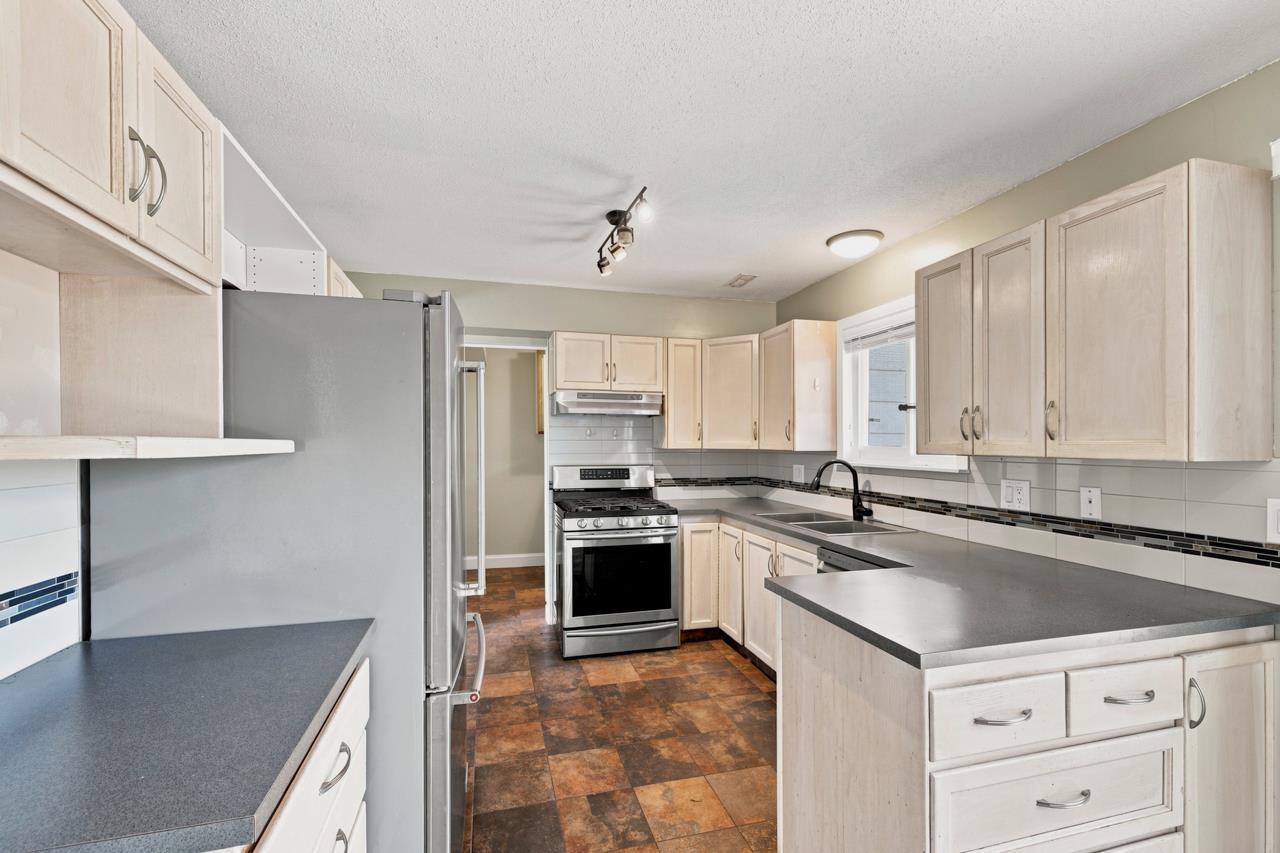 26647 30a Avenue Property Photo 10