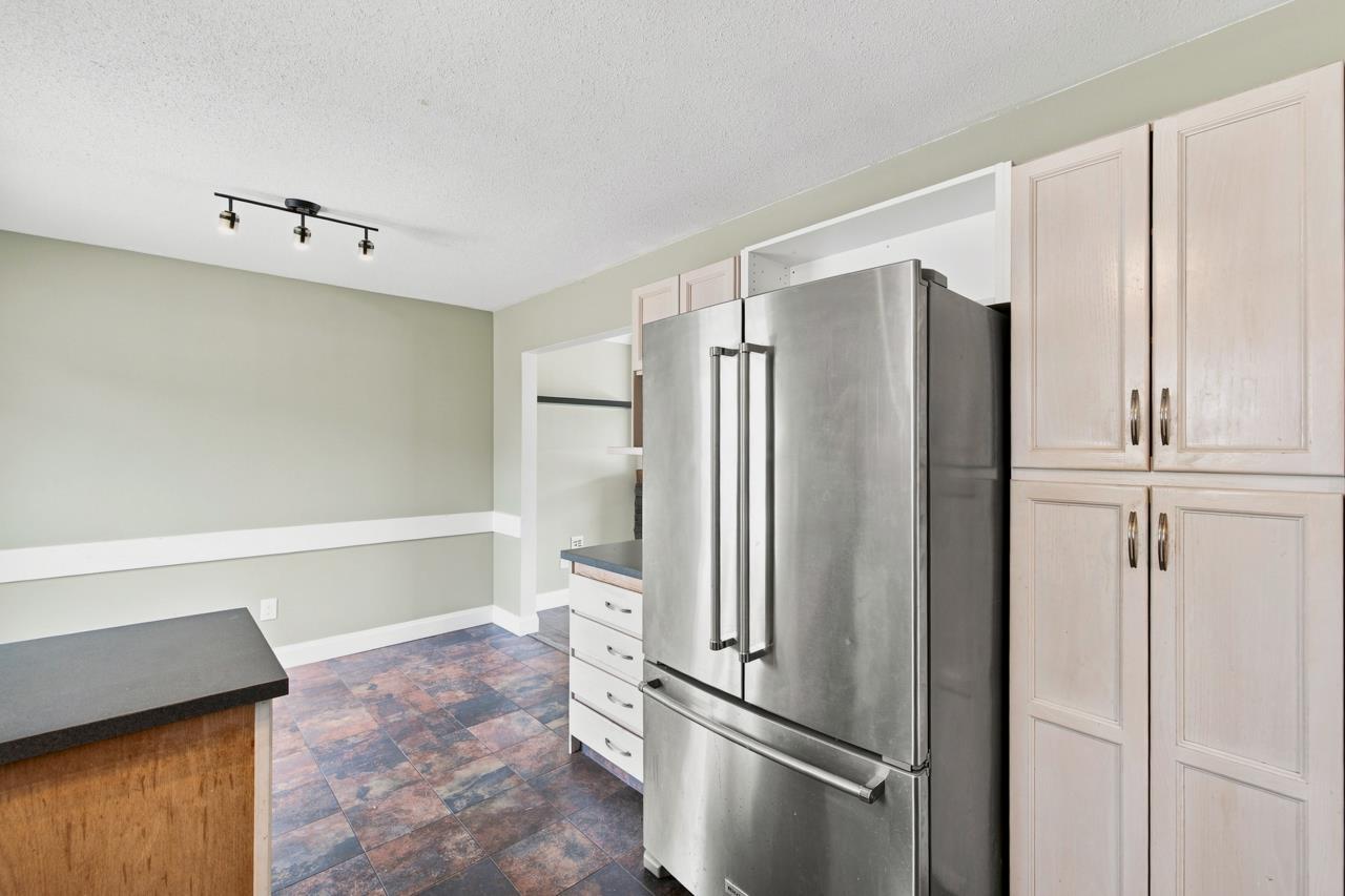 26647 30a Avenue Property Photo 13