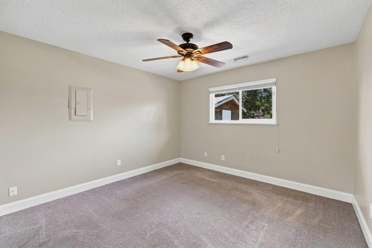26647 30a Avenue Property Photo 14