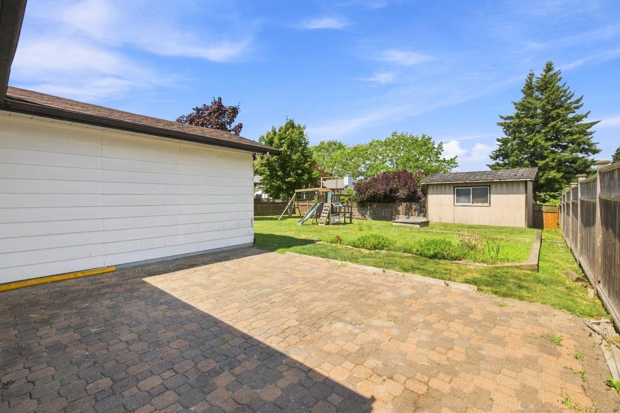 26647 30a Avenue Property Photo 25