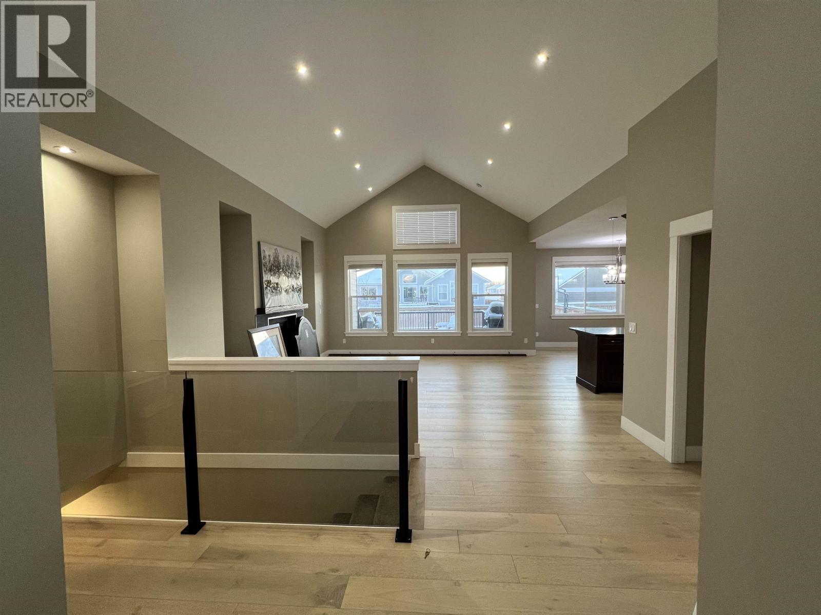 11107 115 Avenue Property Photo 4
