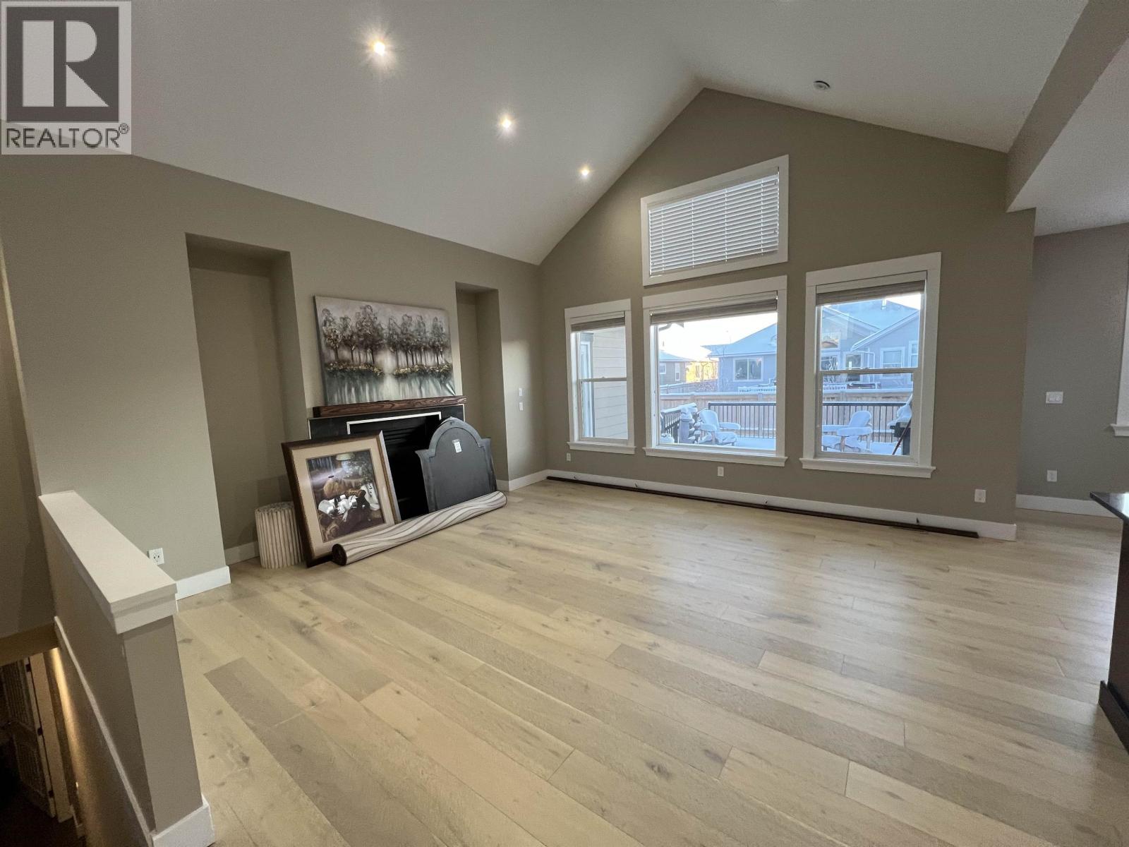 11107 115 Avenue Property Photo 5