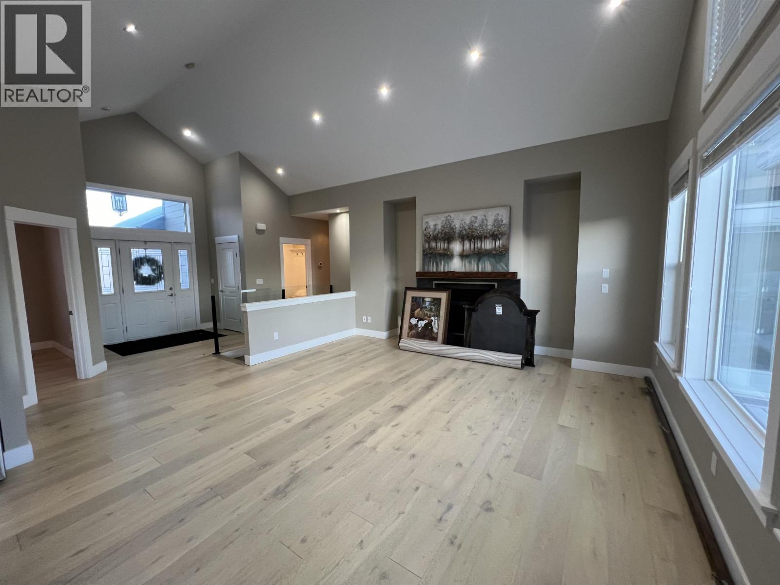11107 115 Avenue Property Photo 6