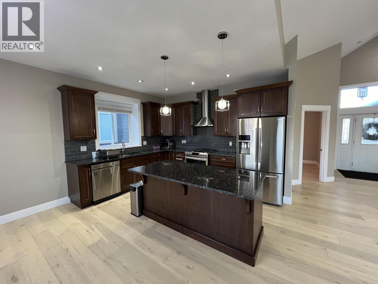 11107 115 Avenue Property Photo 7