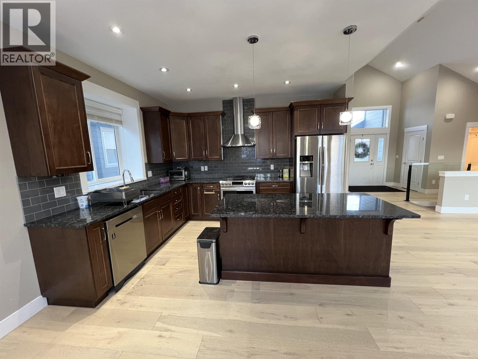 11107 115 Avenue Property Photo 8