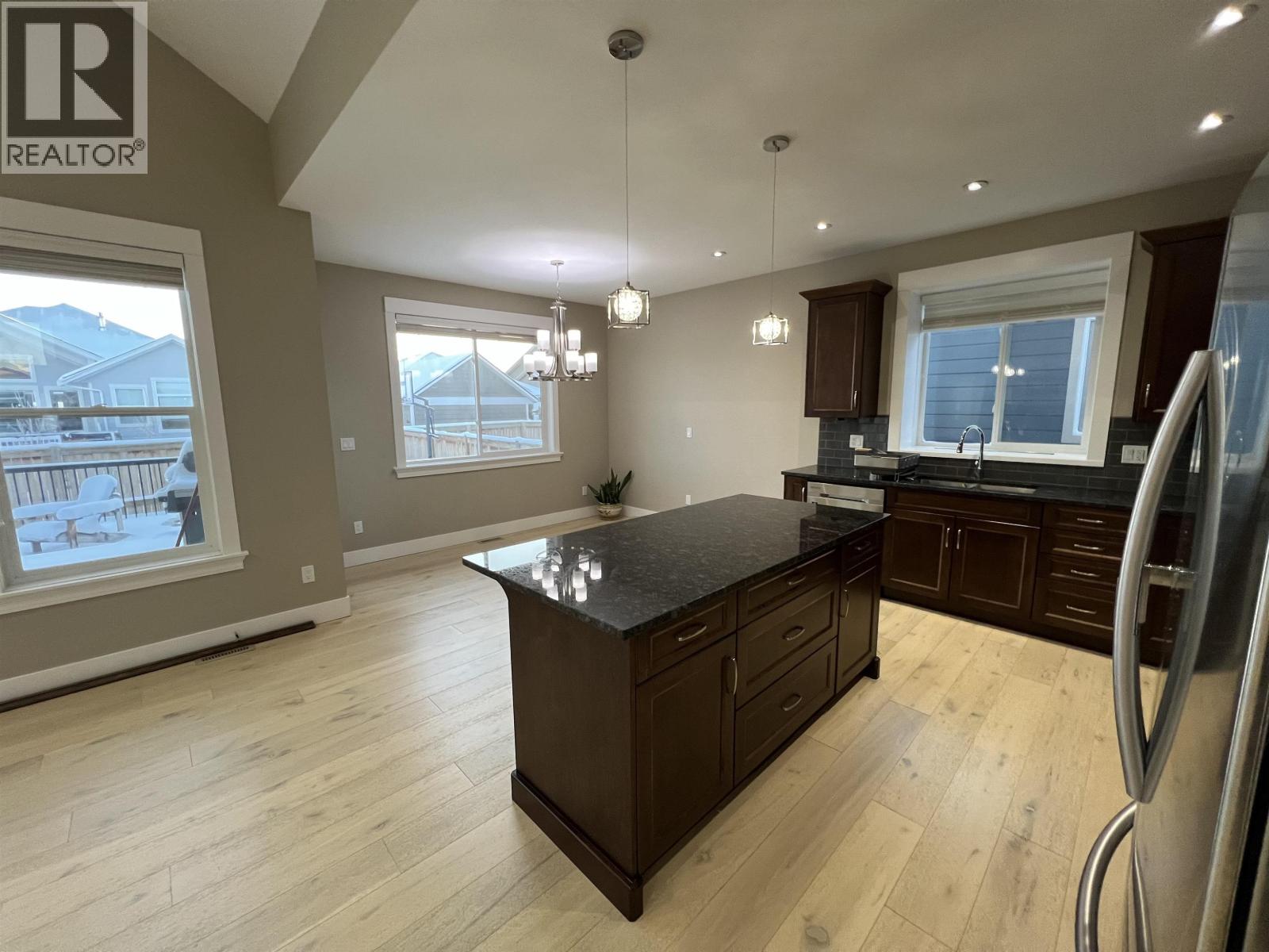 11107 115 Avenue Property Photo 11