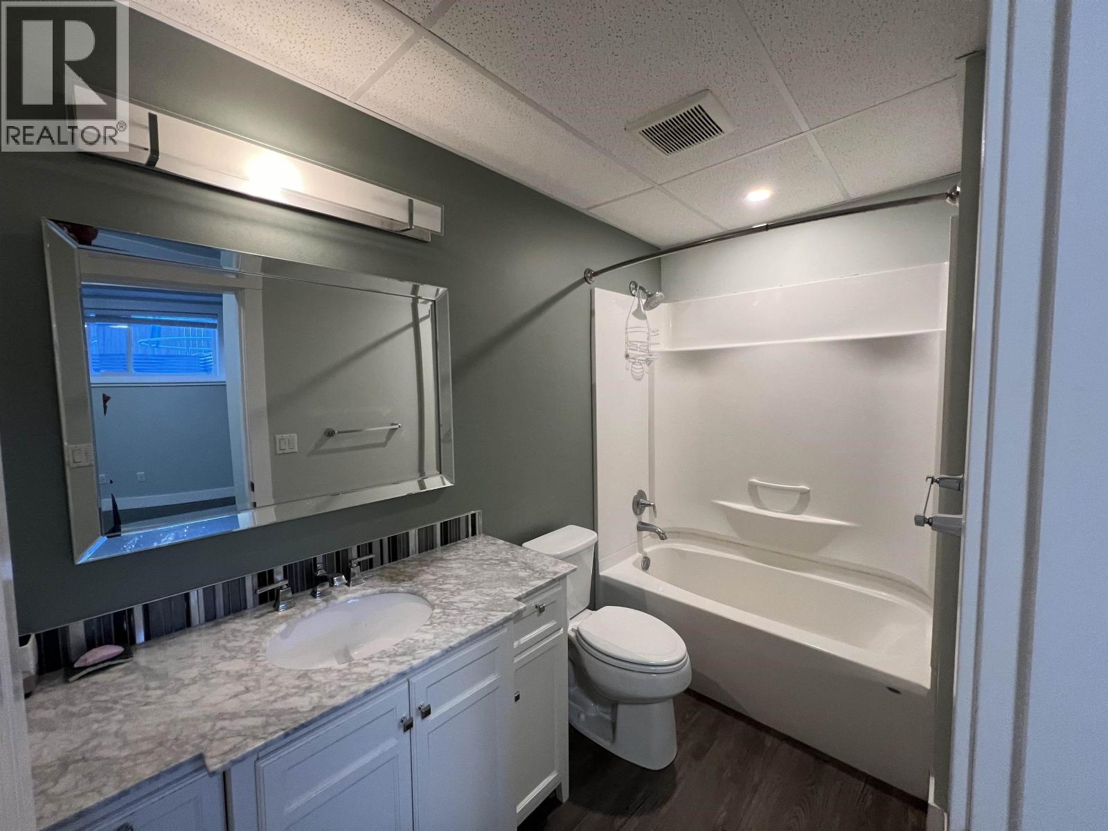 11107 115 Avenue Property Photo 37
