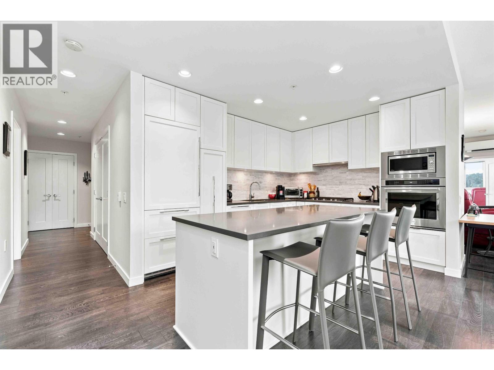203 3911 Cates Landing Way Property Photo 6