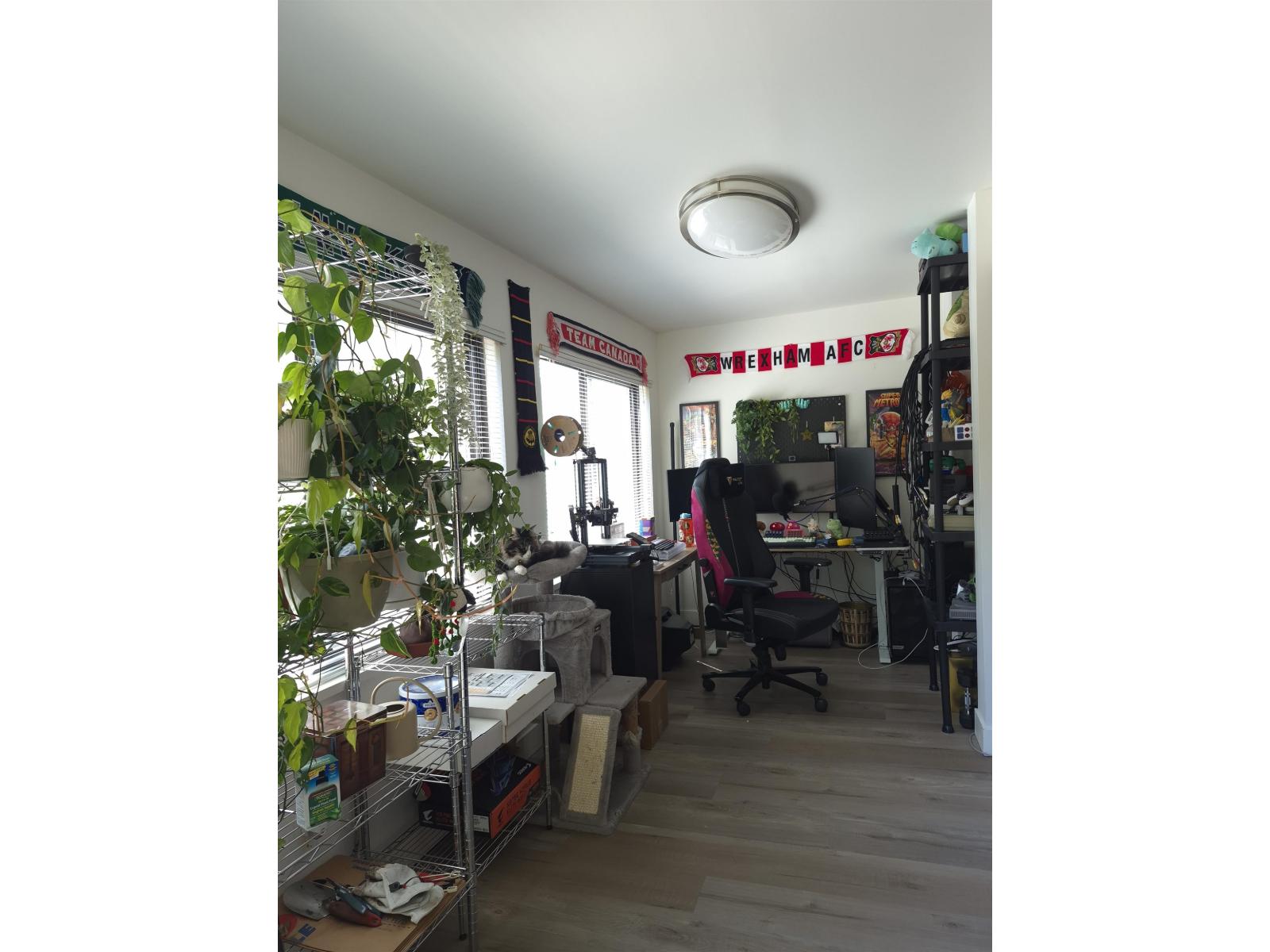 106 15265 Roper Avenue Property Photo 13