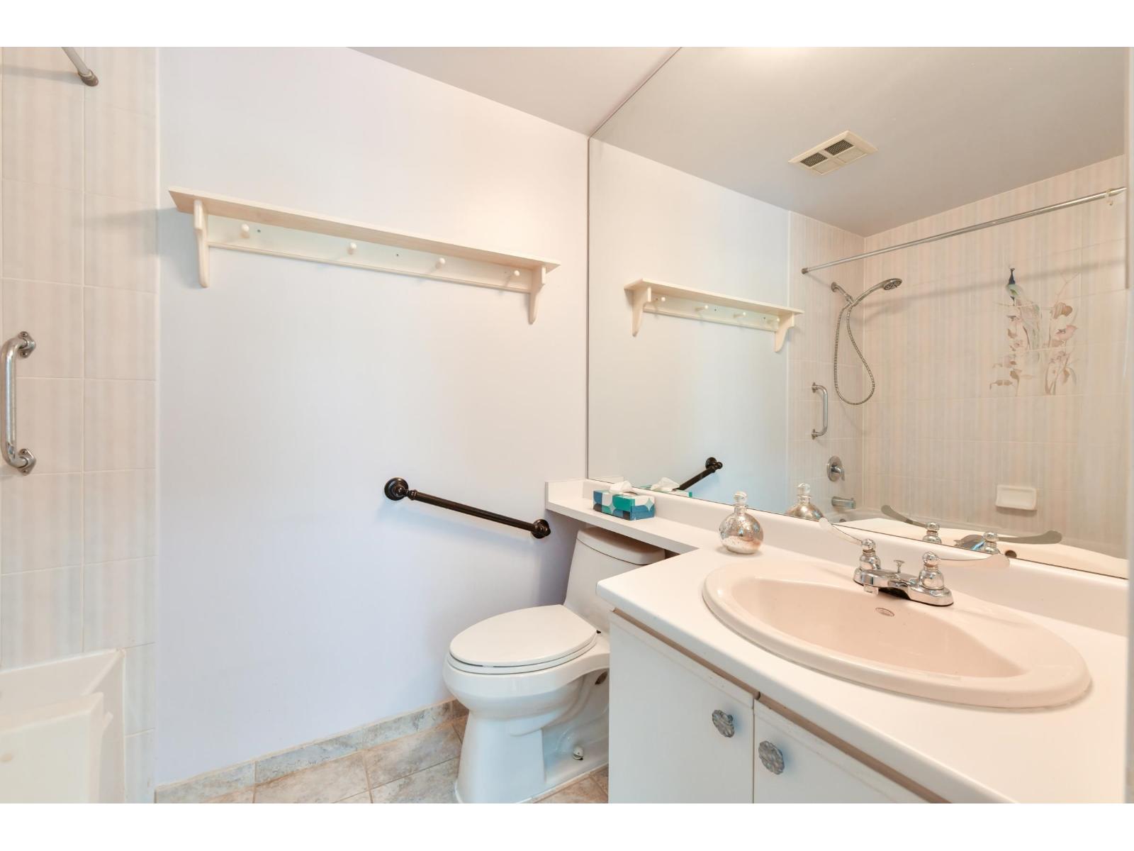 103 20680 56 Avenue Property Photo 15