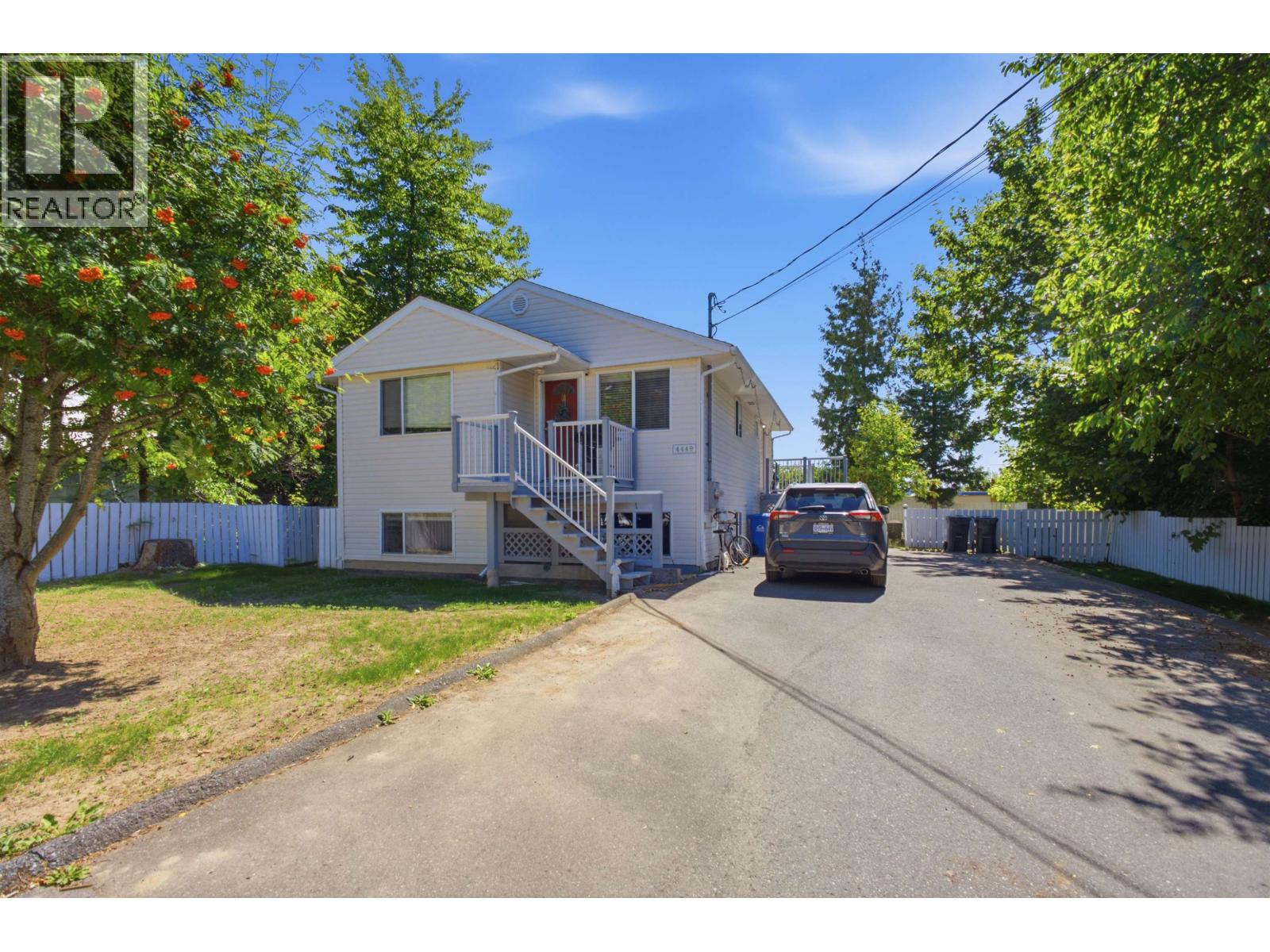 4449 Park Avenue Property Photo 1