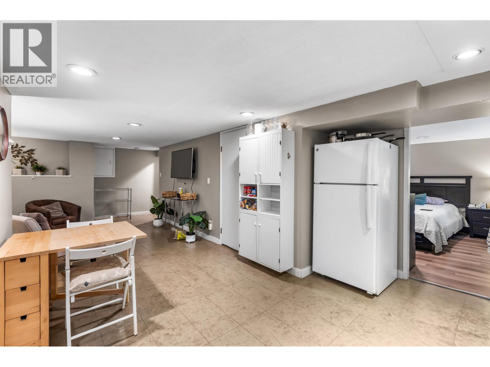 3026 Point Grey Road Property Photo 25