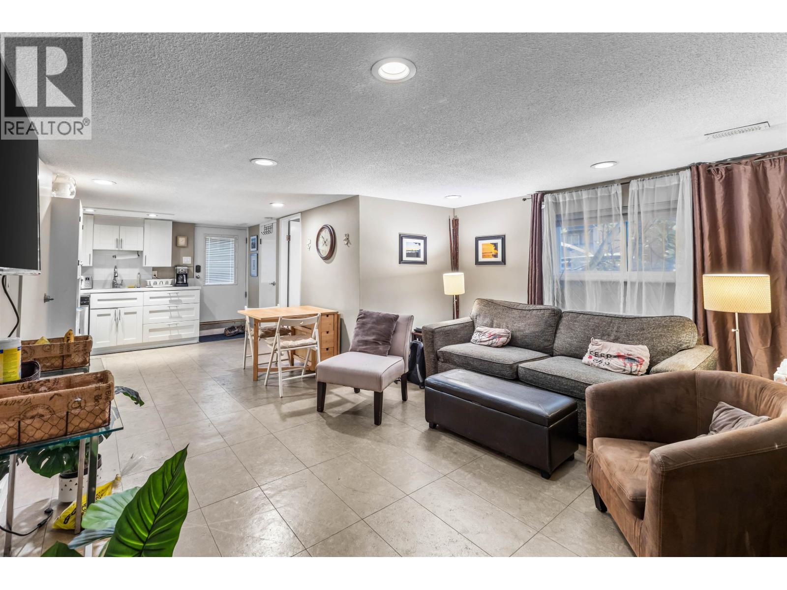 3026 Point Grey Road Property Photo 26