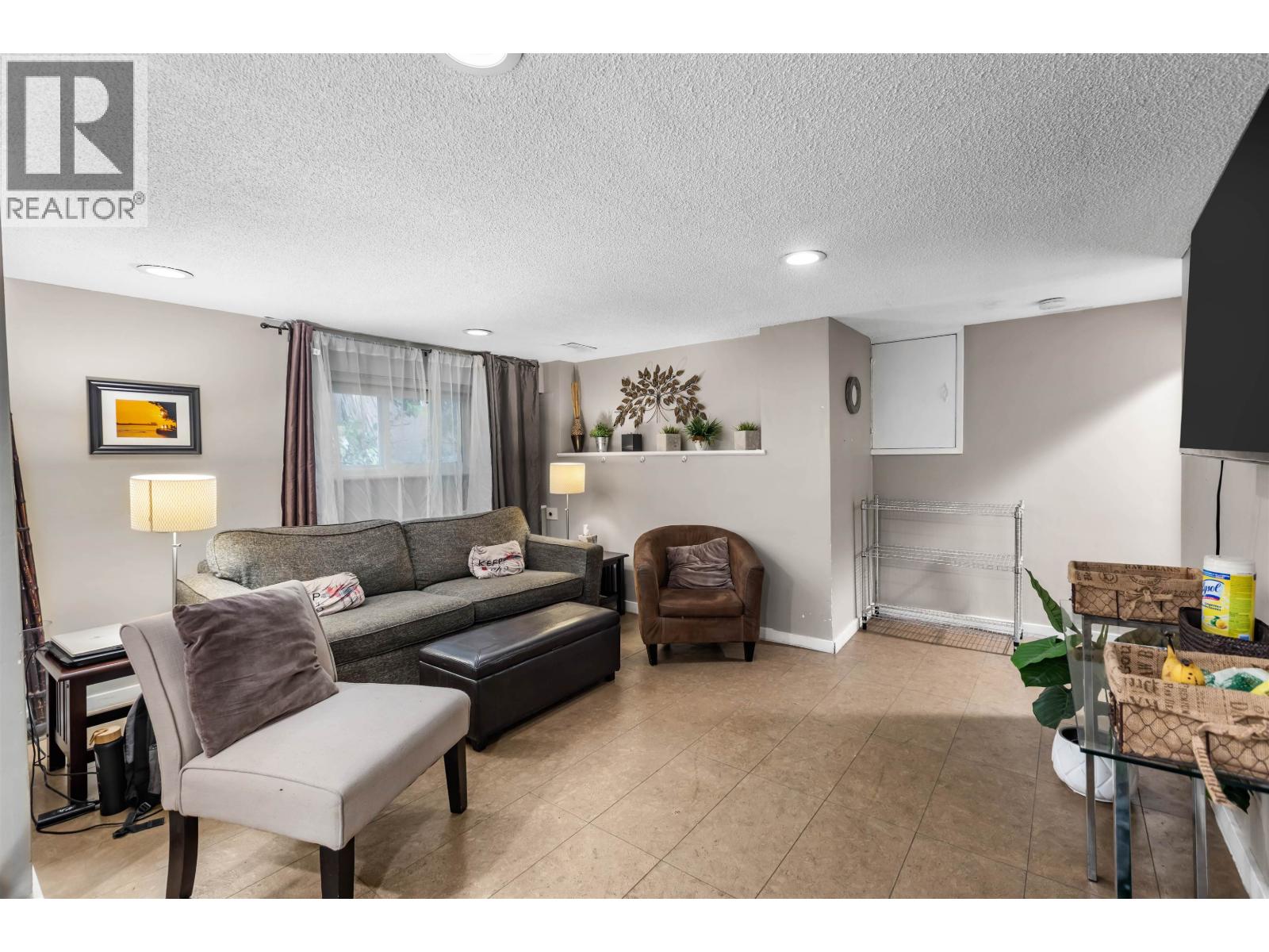 3026 Point Grey Road Property Photo 27