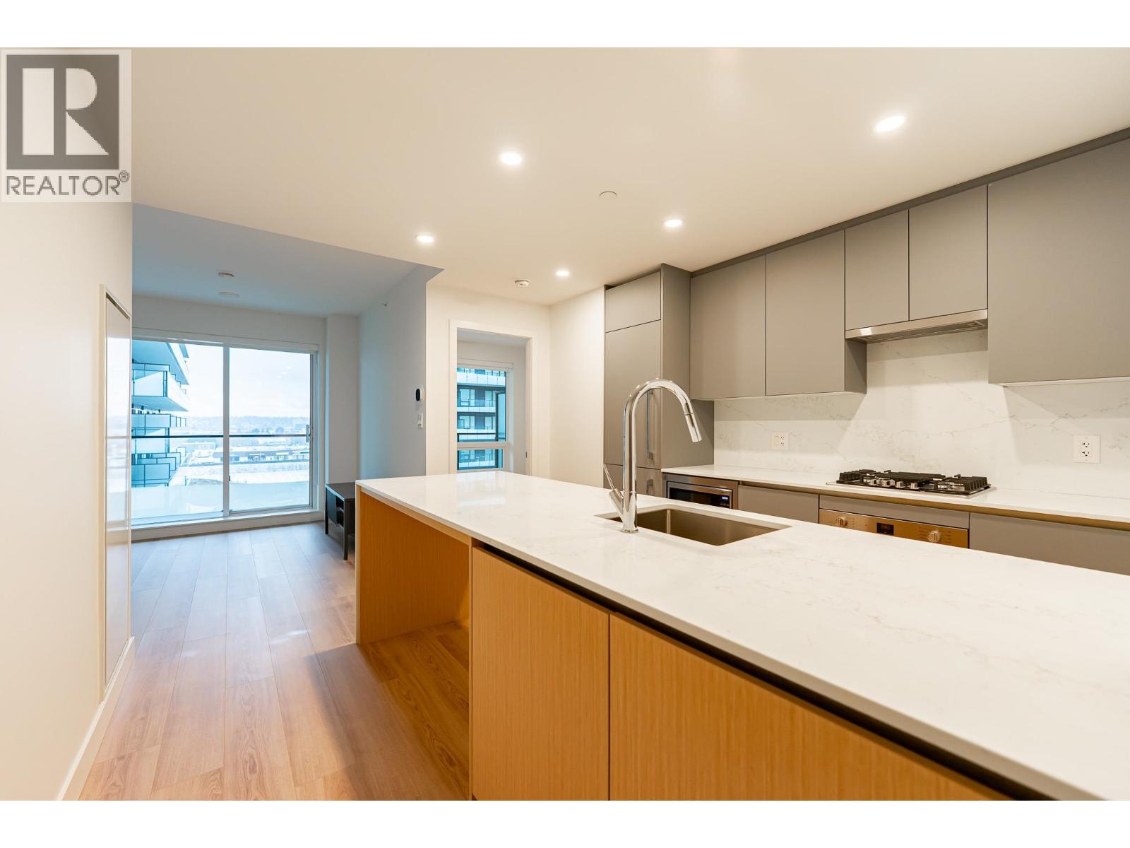 902 7977 LANSDOWNE ROAD Property Photo 1