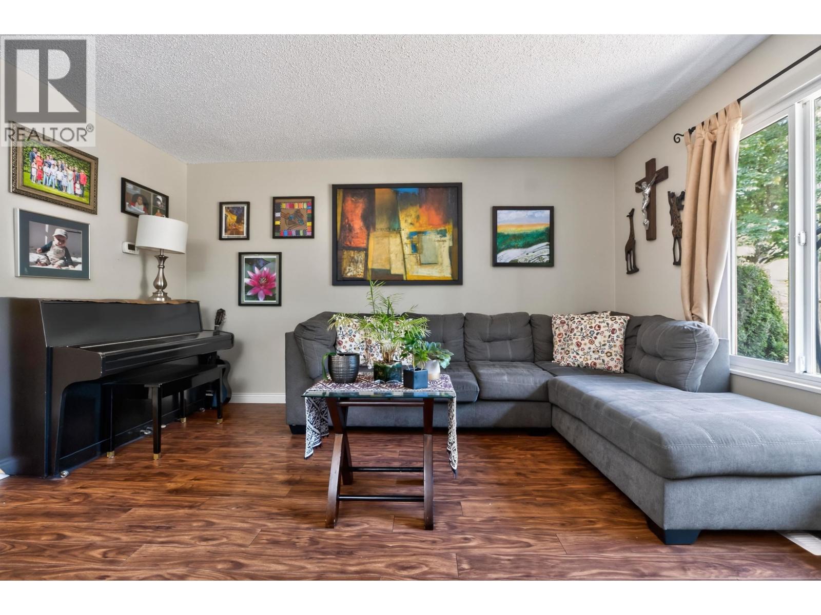 461 Carlsen Place Property Photo 12