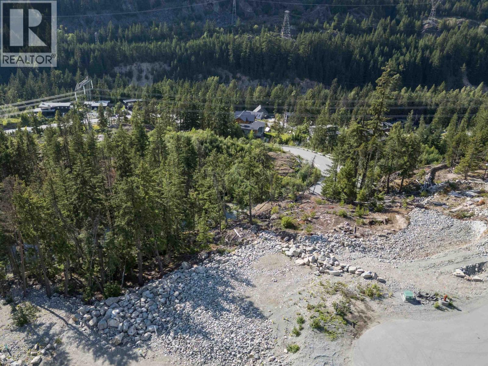 9377 Flicker Way Property Photo 6