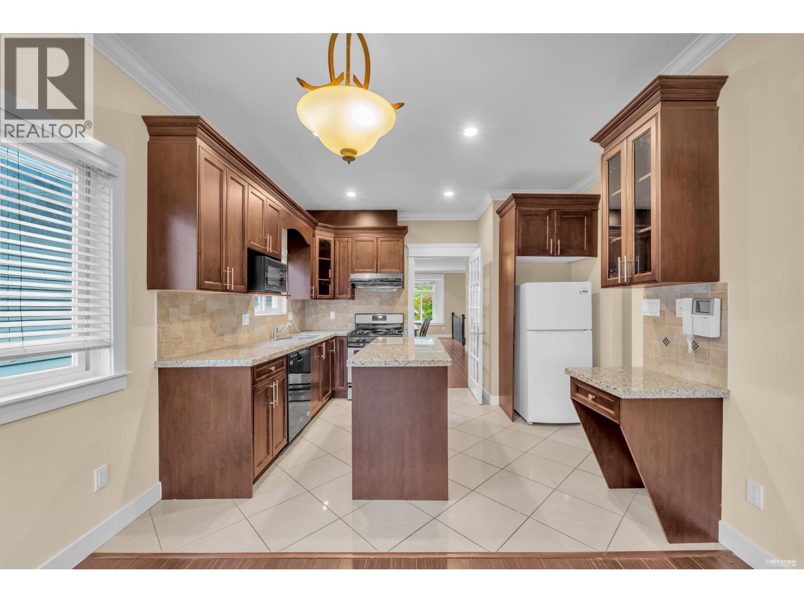 11520 Williams Road Property Photo 6