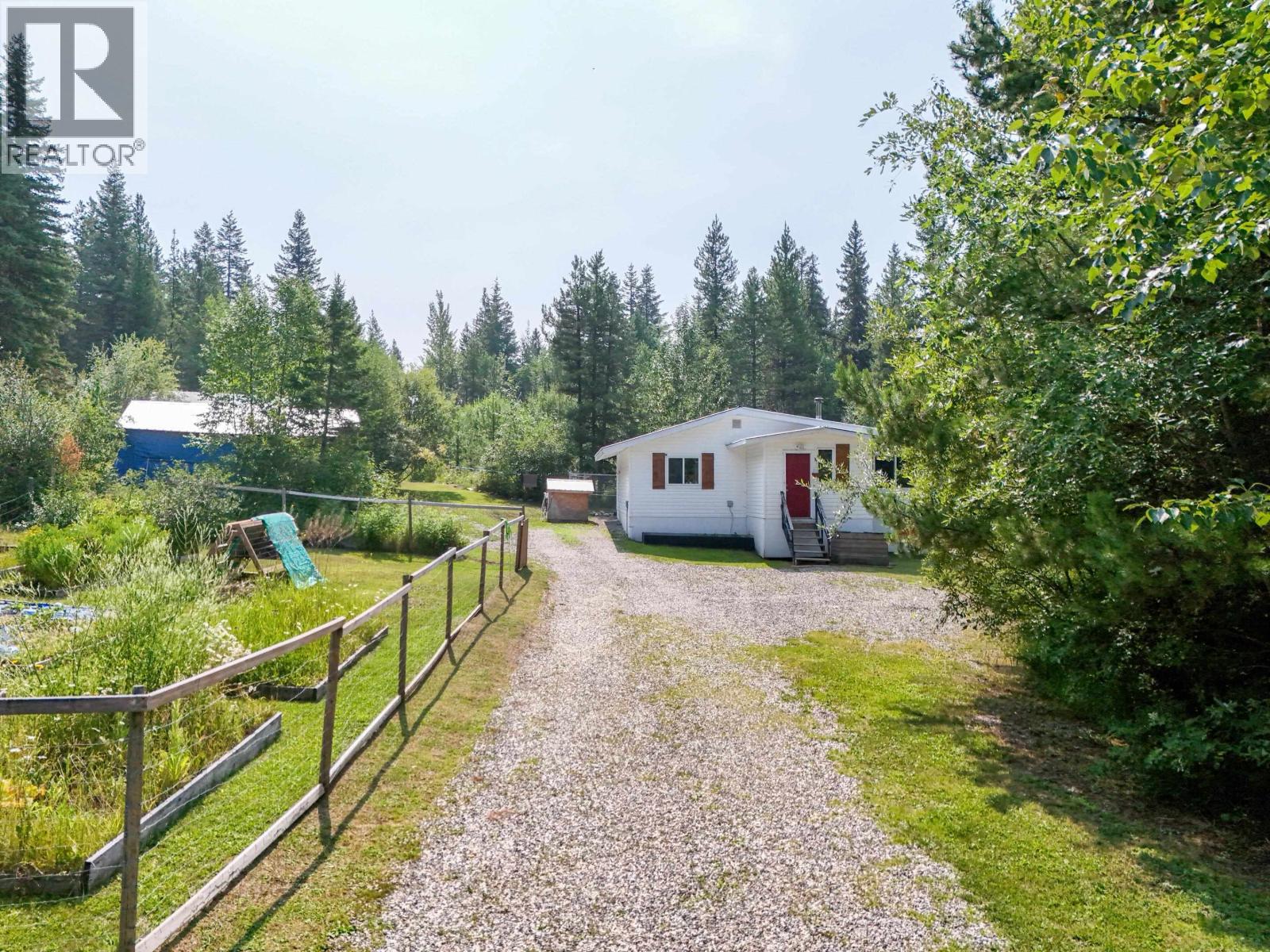 3861 Hillcrest Road Property Photo 1