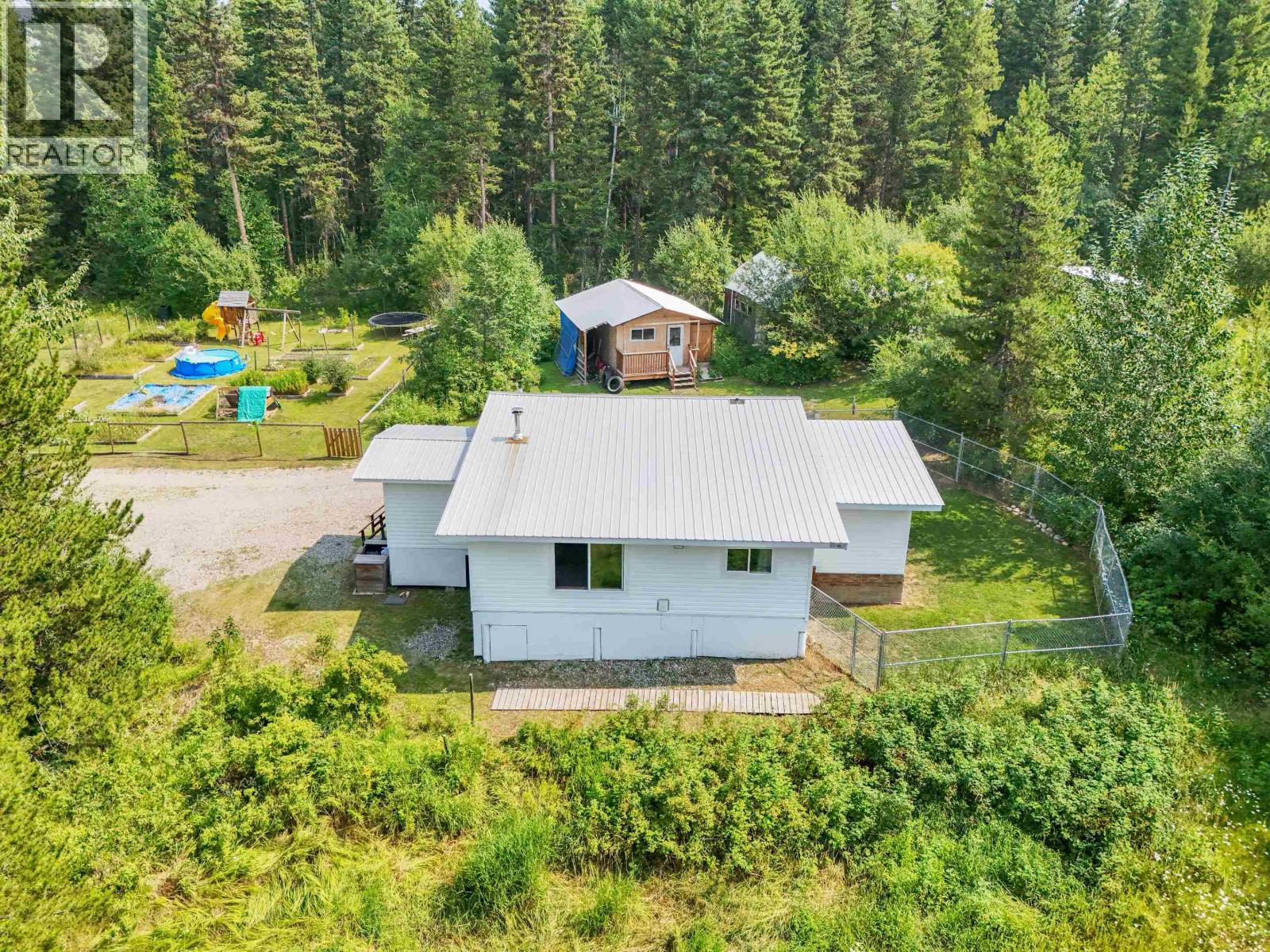 3861 Hillcrest Road Property Photo 33