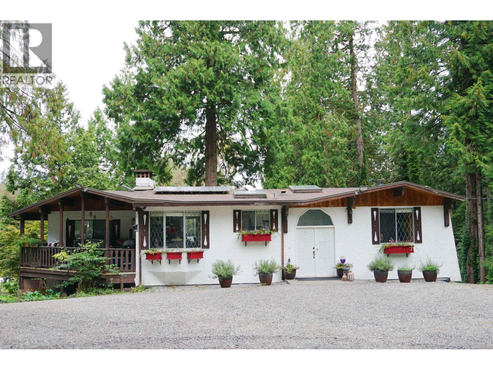25855 112 Avenue Property Photo 2