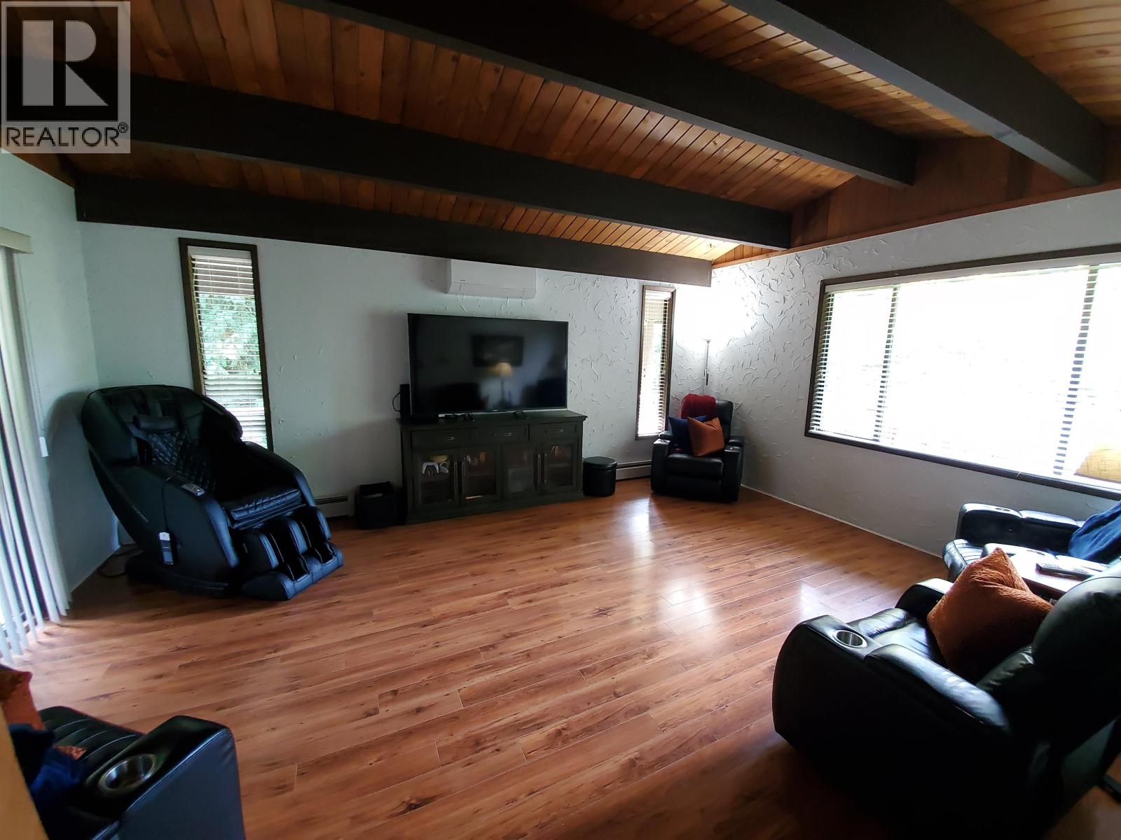 25855 112 Avenue Property Photo 9