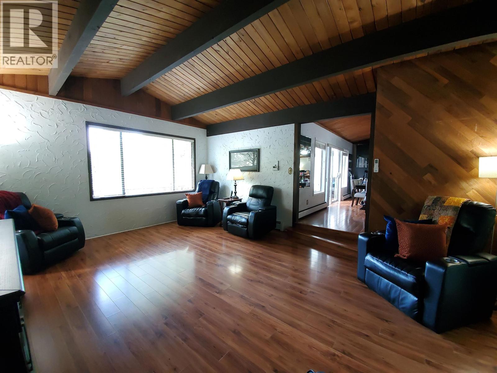 25855 112 Avenue Property Photo 10
