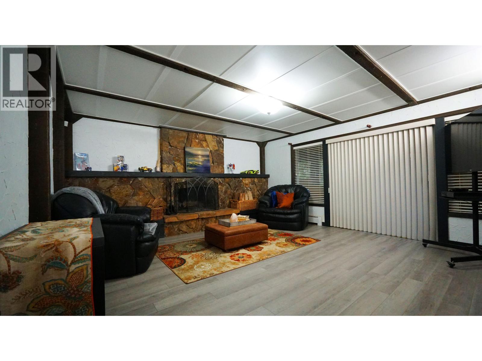 25855 112 Avenue Property Photo 16