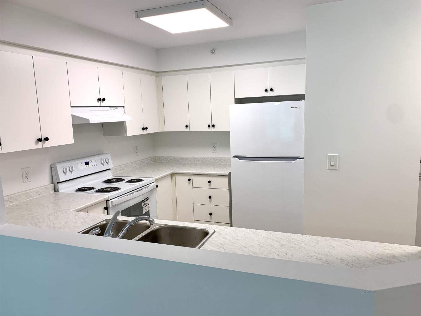 301 7265 Haig Street Property Photo 7