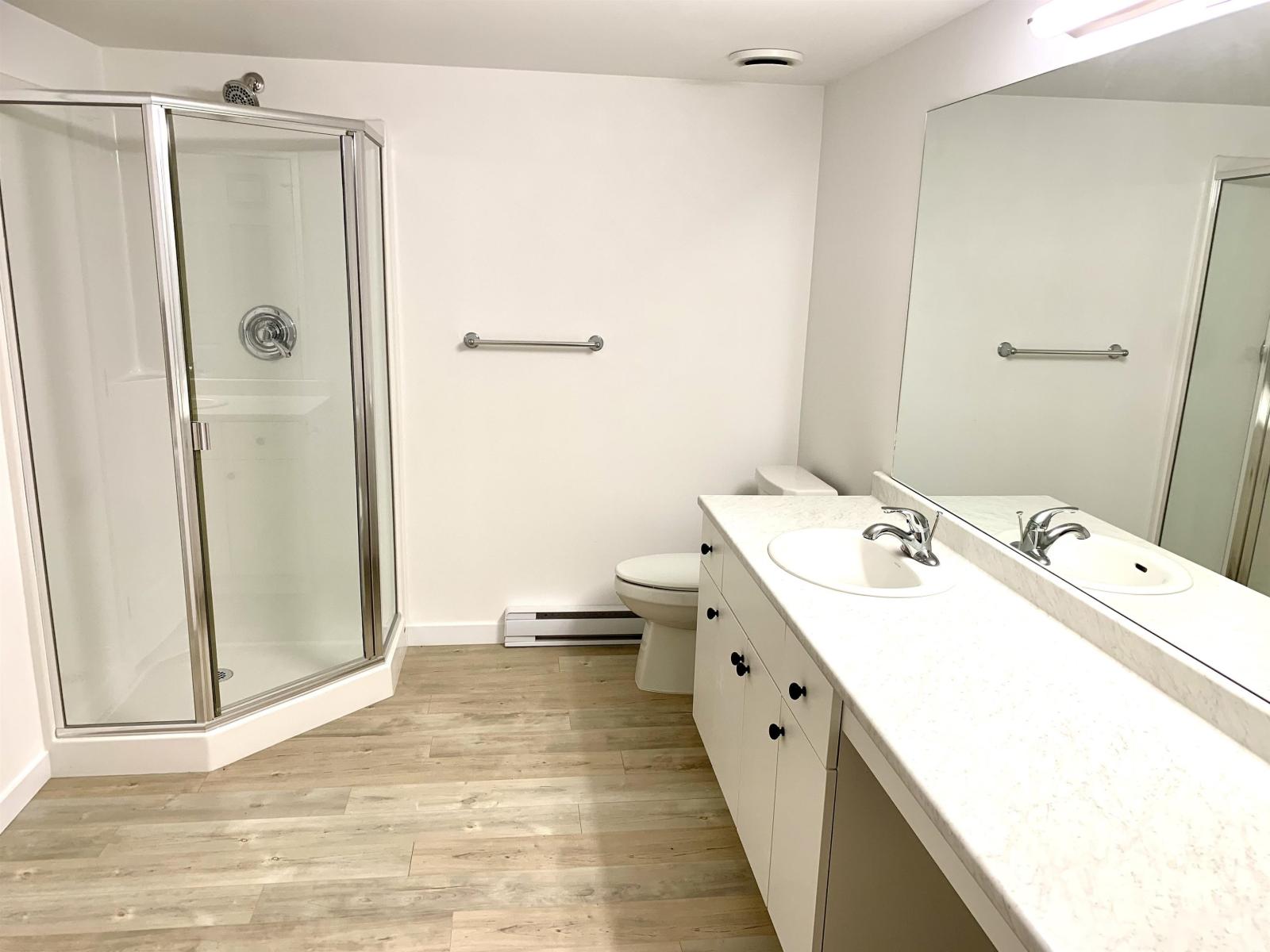 301 7265 Haig Street Property Photo 19
