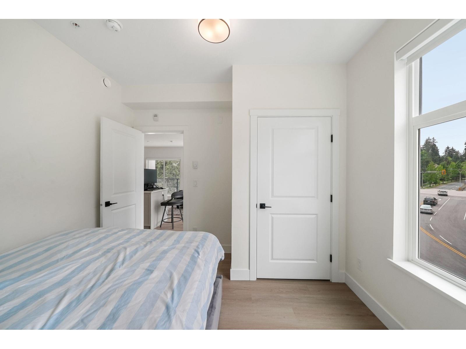 317 3528 146a Street Property Photo 21