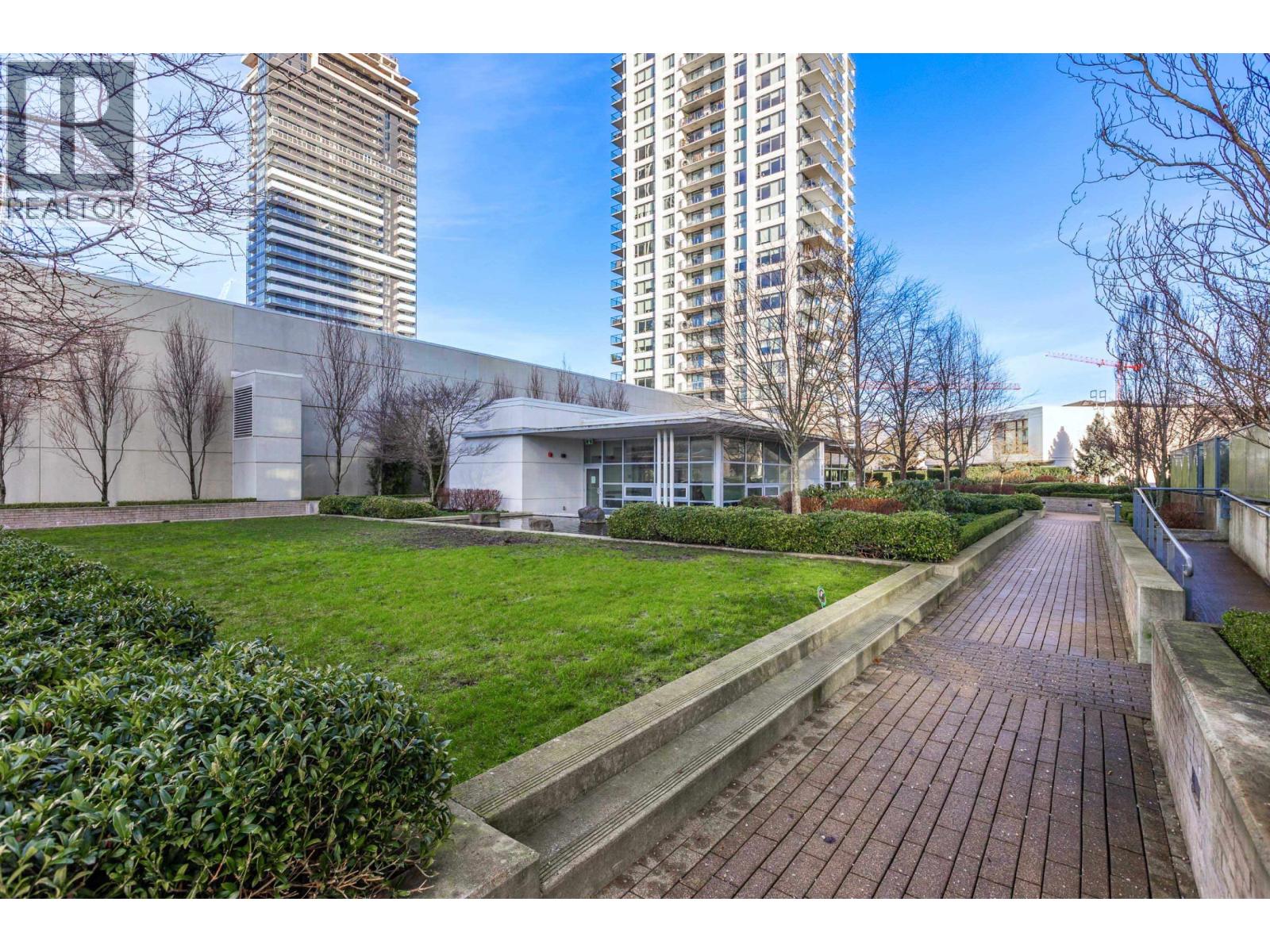 1402 570 Emerson Street Property Photo 24
