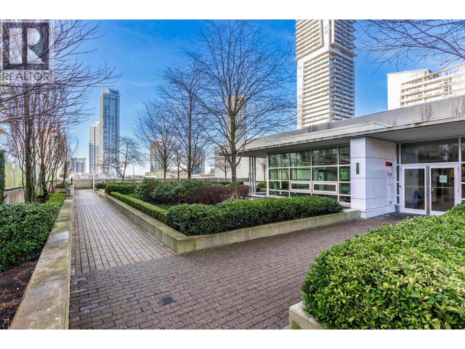 1402 570 Emerson Street Property Photo 26