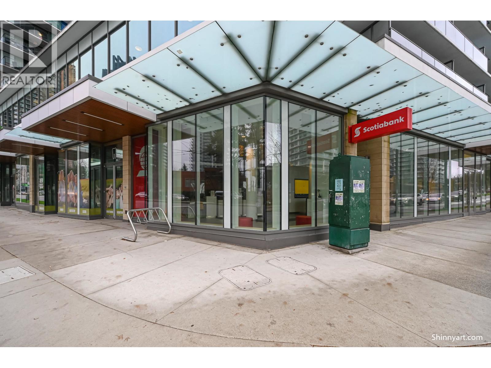 1409 8189 Cambie Street Property Photo 2