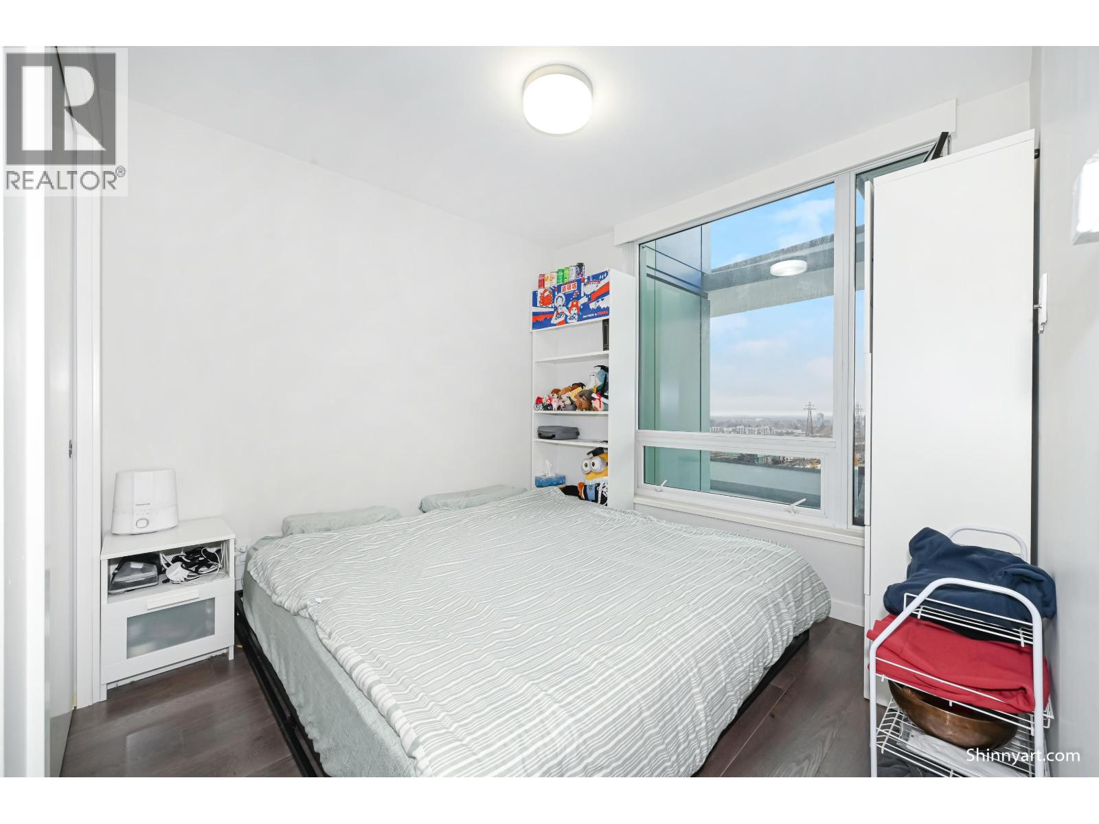 1409 8189 Cambie Street Property Photo 11