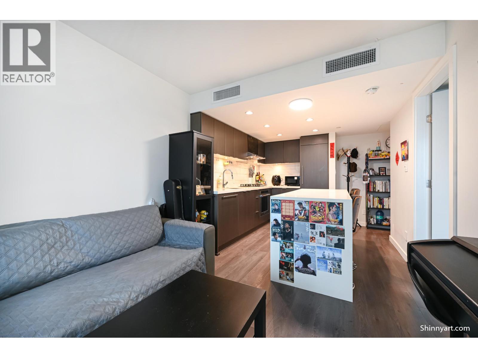 1409 8189 Cambie Street Property Photo 19