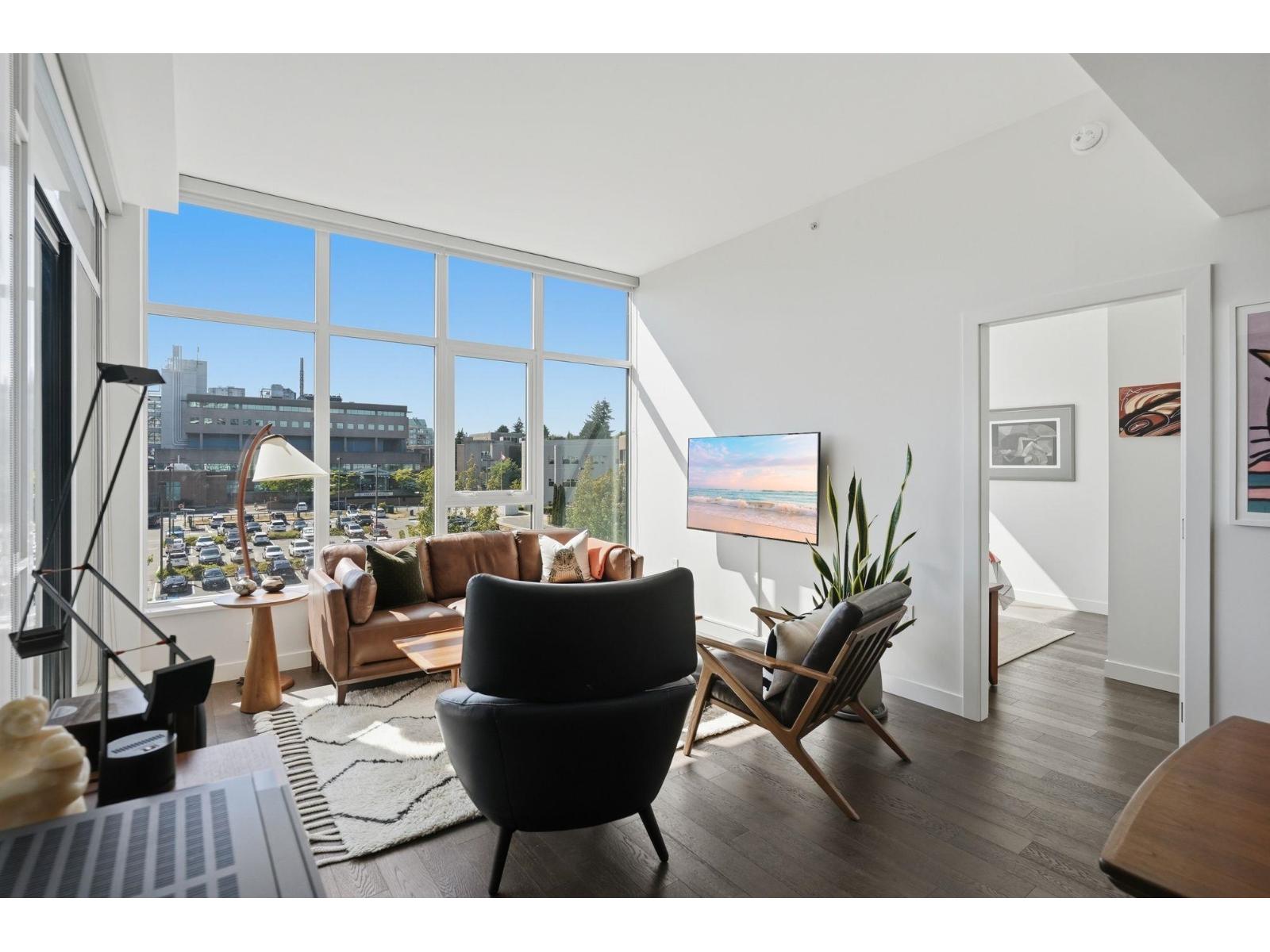 416 1526 Finlay Street Property Photo 10