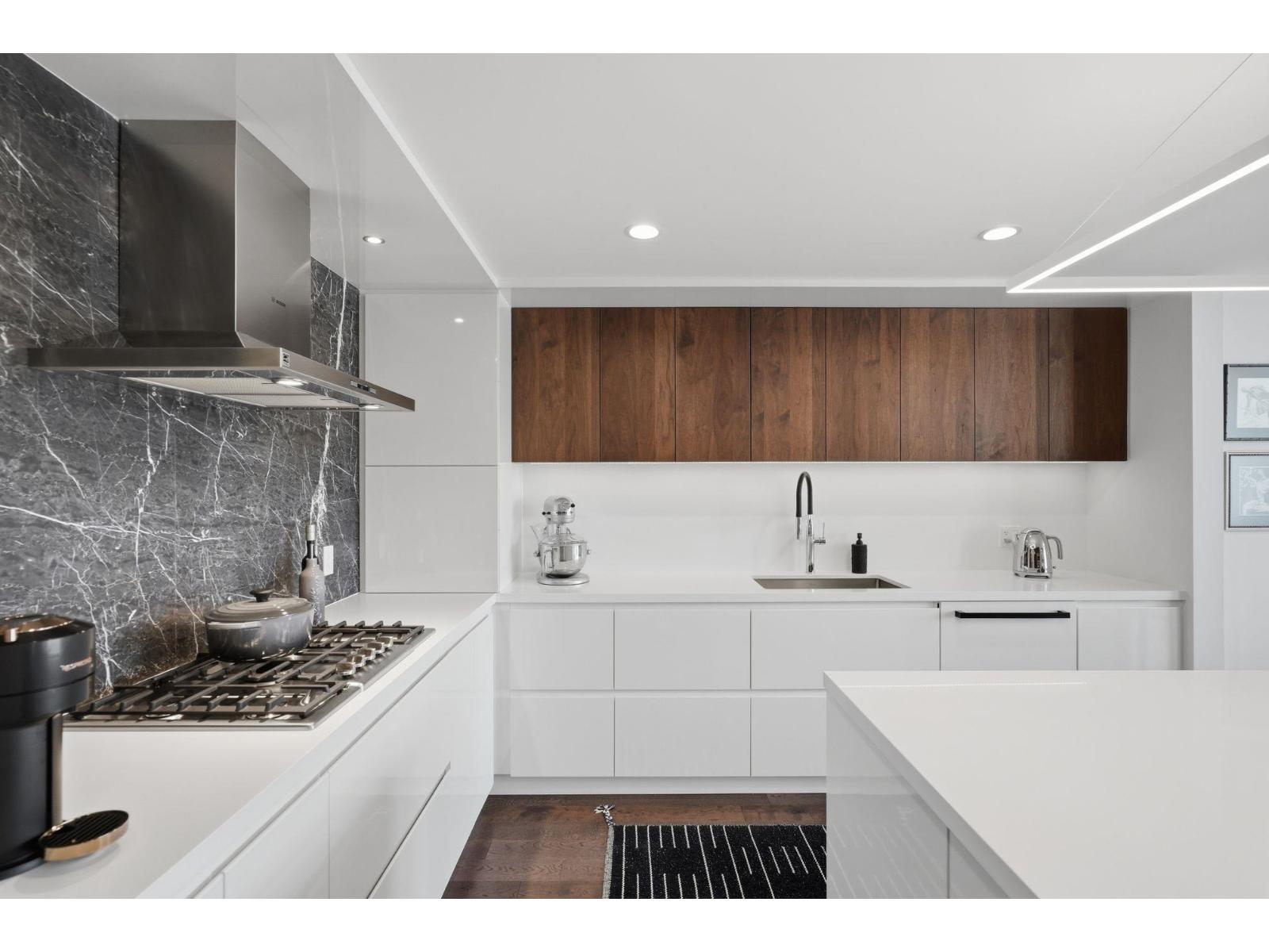 416 1526 Finlay Street Property Photo 14