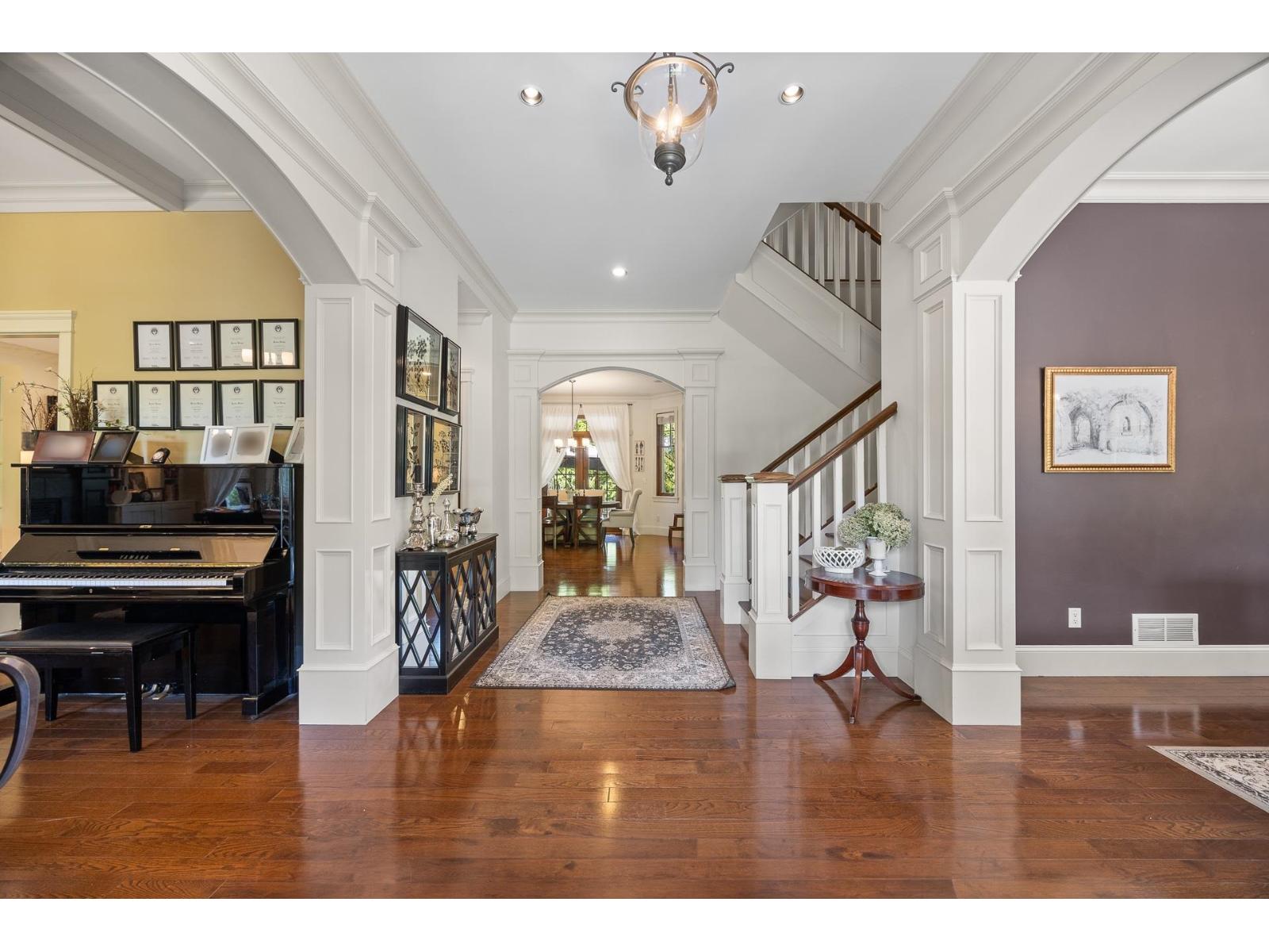 16211 29 Avenue Property Photo 5