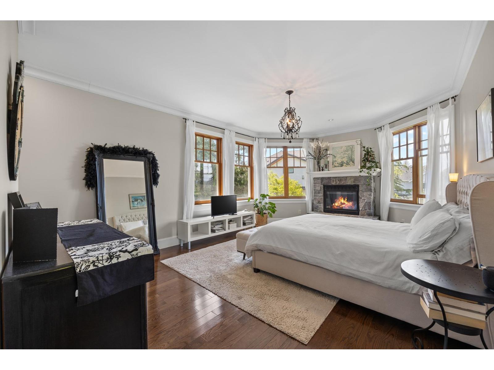 16211 29 Avenue Property Photo 22